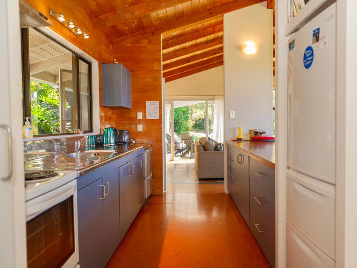 Hahei Hideaway - Hahei Holiday Home מראה חיצוני תמונה