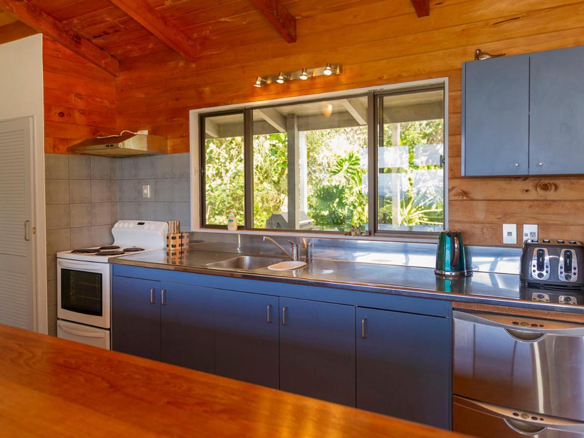 Hahei Hideaway - Hahei Holiday Home מראה חיצוני תמונה